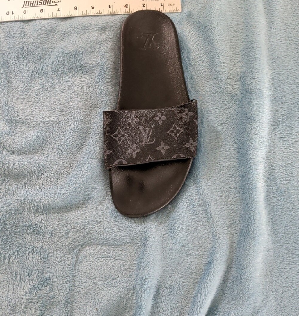 Louis Vuitton Black Monogram Slide Sandals LV - Picture 15 of 16